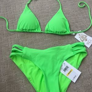 Becca ribbed hipster bikini - NWT